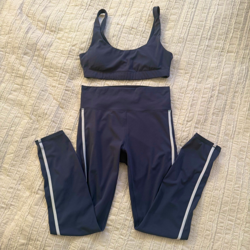 Vuori Set in Small
